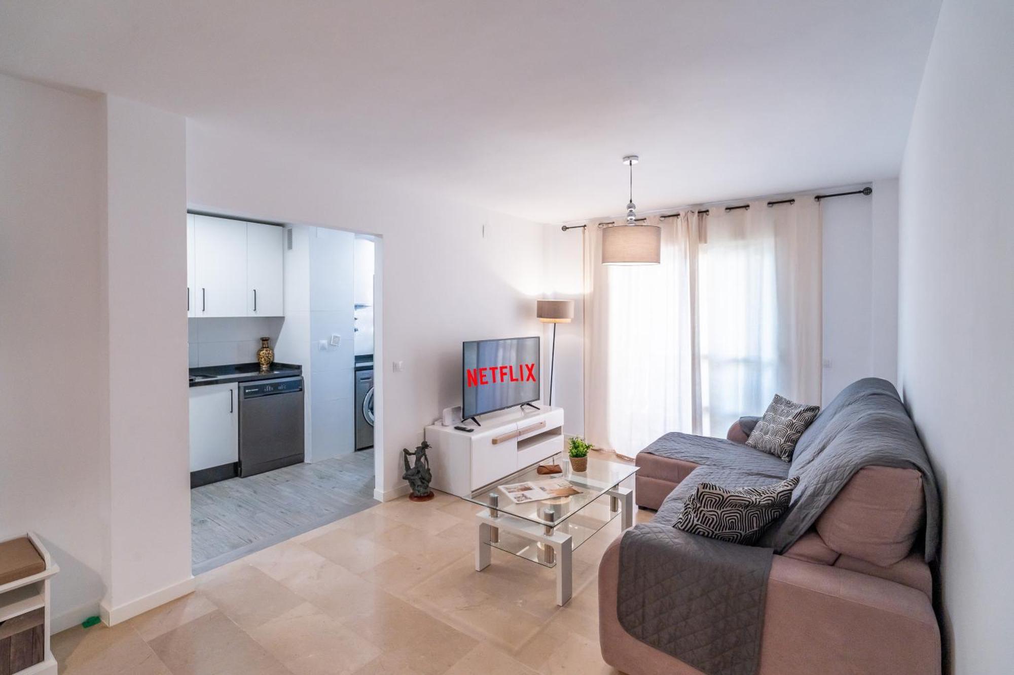 Casa Playa Guadalmar, Beautiful Apartment In Front Of The Sea, Wifi, Ac, Smart Tv, Private Parking مالقة المظهر الخارجي الصورة