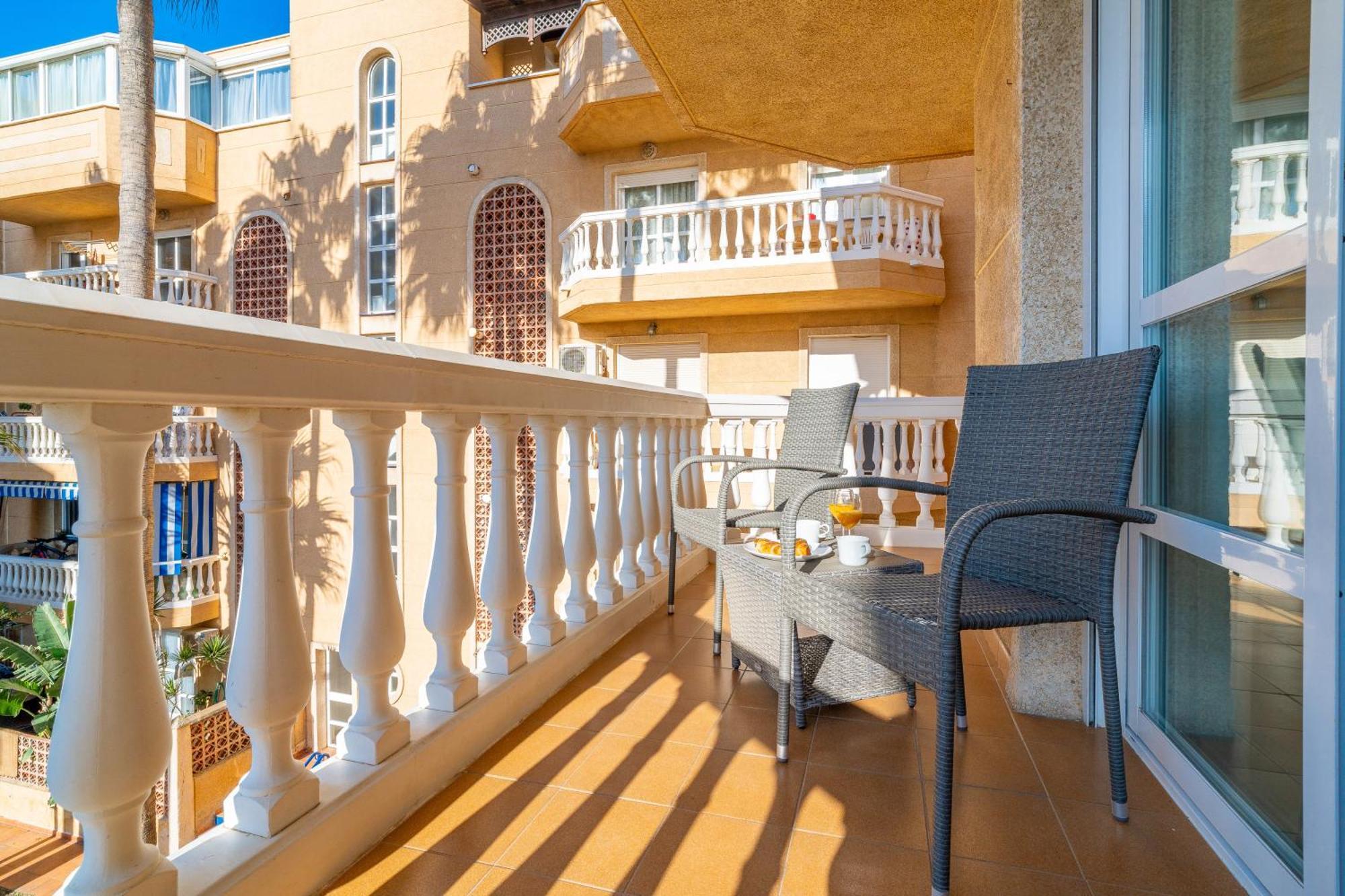 Casa Playa Guadalmar, Beautiful Apartment In Front Of The Sea, Wifi, Ac, Smart Tv, Private Parking مالقة المظهر الخارجي الصورة